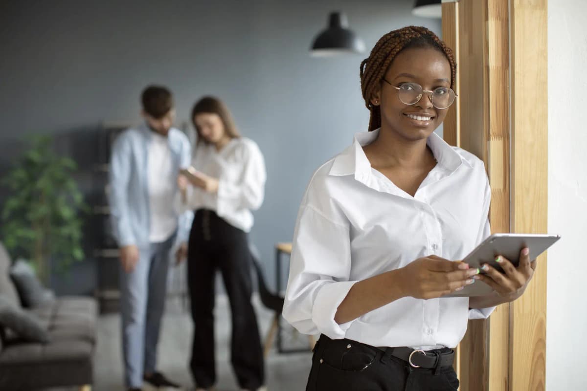 AvisJob - Plateforme d'avis professionnels